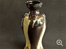 今古釉木瓜形花入　利茶土ミルグリム 作 Konko-yuu Mokkou-gata Hanaire / Concord Glaze Lobed Flower Vase