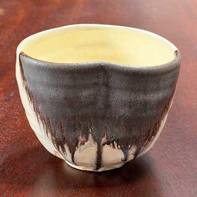 今古黒ハート形／猪目茶碗 利茶土ミルグリム 作