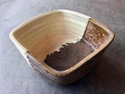 掛分菱形鉢 Kakewake Hishi-Gata Hachi / Diamond-Shaped Split Glaze Serving Bowl 利茶土ミルグリム